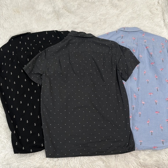 🐲 Bundle of 3 American Eagle Short Sleeve Button Up Shirts - Picture 4 of 10